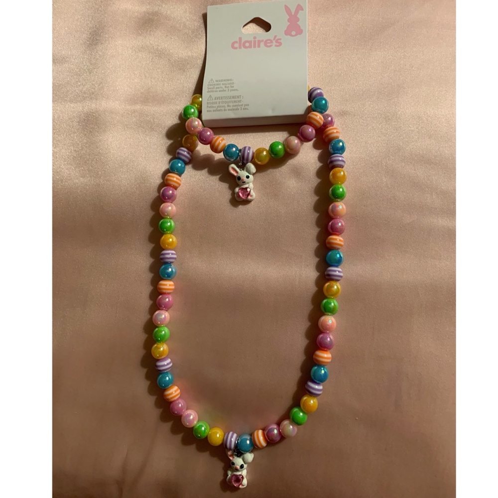 Claire’s Easter bracelet & necklace set. Kids